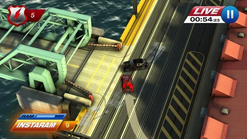 Smash Cops Heat MOD — Безлимитные деньги и топливный буст на Андроид — скриншот 1